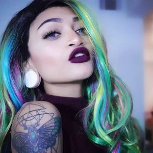 Meet your Posher, Destiny